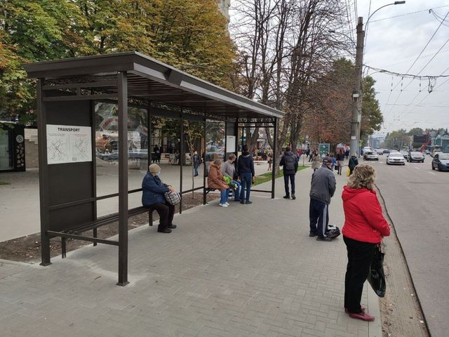 До конца года в Кишиневе появятся 120 новых остановок общественного транспорта