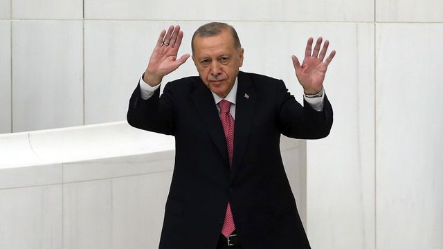 Köti az ebet a karóhoz Erdogan Svédország NATO-csatlakozása kapcsán