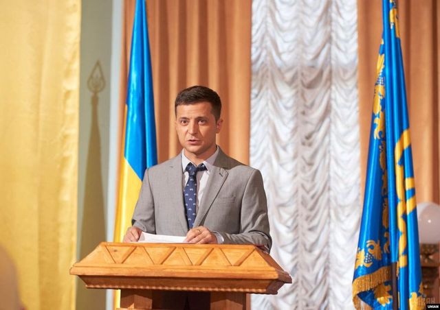 Болгарская партия вдохновилась кадрами расстреливающего парламент Зеленского