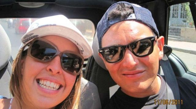 Condannato a 30 anni per omicidio fidanzata, esce per obesità