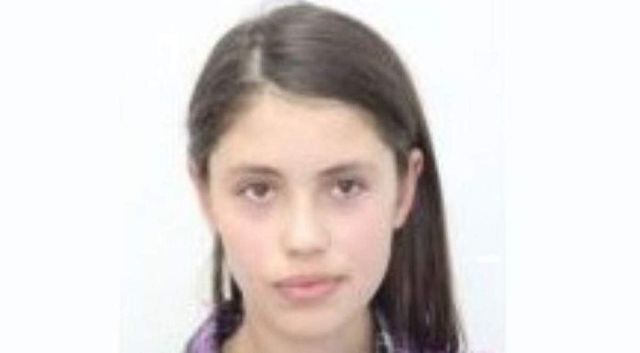 Ioana, o adolescentă de 17 ani din Prahova, a dispărut fără urmă dintr-o stație de microbuz