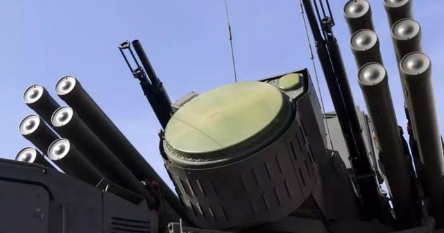 Zelenski: Rusia a lansat peste 30 de rachete și 300 de drone în atacul nocturn