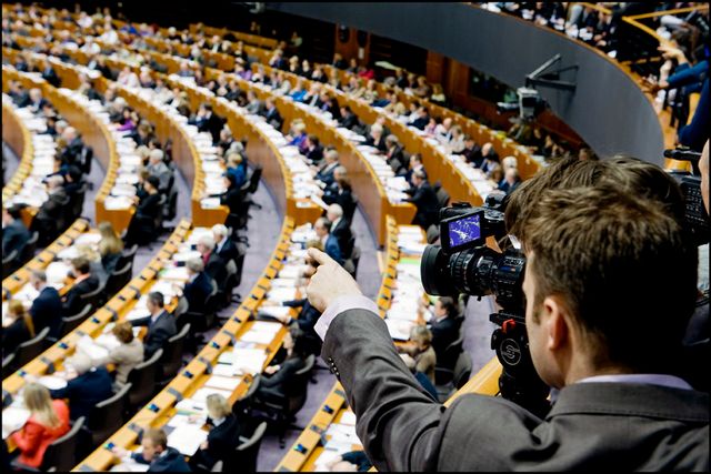 Audierile comisarilor europeni desemnați continuă în comisiile specializate ale Parlamentului European