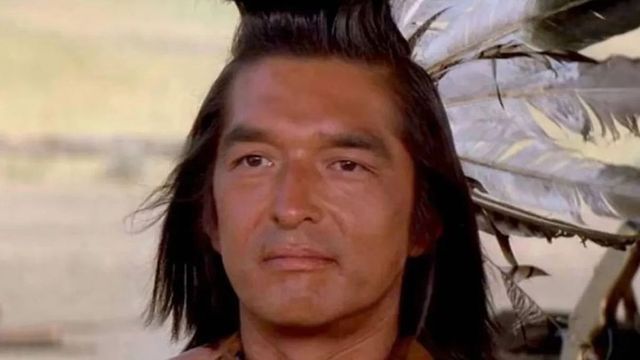 Muere Henry Graham Greene, actor nativoamericano de 'Bailando con lobos'