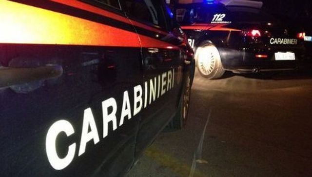 Bologna, bambina di 4 anni cade dal balcone di casa e muore