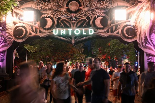 Paraziții și Vama Veche nu vor mai urca pe scena Untold 2025. Care sunt motivele invocate de cele două trupe