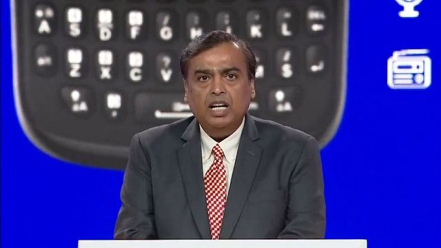Even as brother Anil Ambani fights with bankruptcy, Mukesh Ambani breaks into top 10 global rich list