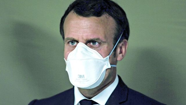 Macron: 'Francia al fianco dell'Italia, basta Ue egoista'