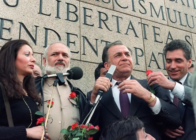 Ion Iliescu, interviu în Playboy