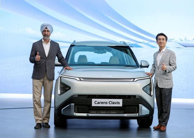 Kia Carens Clavis vs Kia Carens; Differences Explained