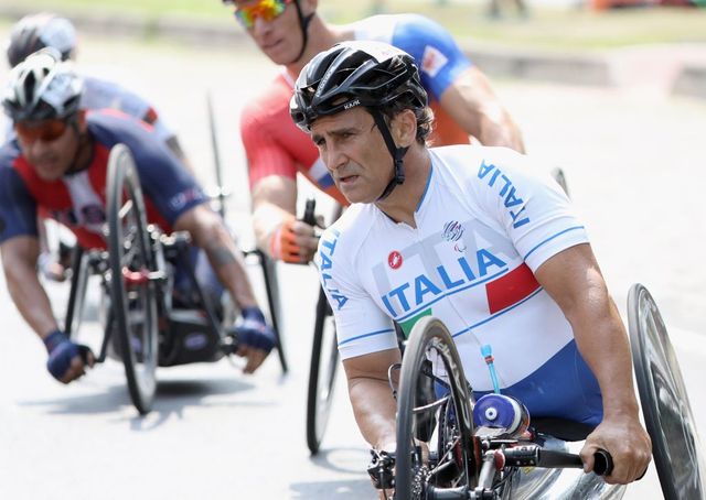 Incidente Zanardi, perizie: perse controllo handbike, andava a 50 km orari