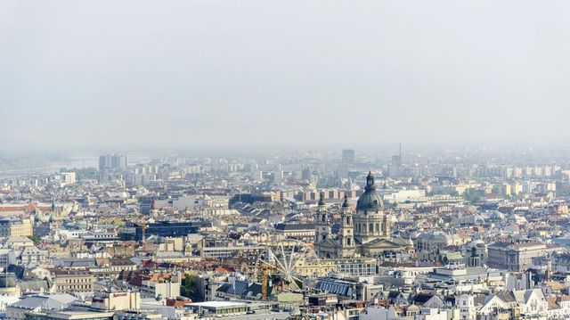Korlátozások lesznek Budapest belvárosában egy tüntetés miatt
