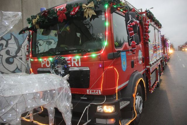 Рождественский караван спасателей и пожарных уже в пути