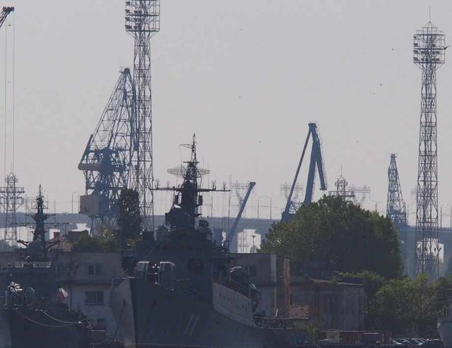 Засякоха контейнер с радиоактивен товар във Варна