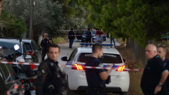 Atac sangeros langa Atena: Sase persoane, impuscate mortal intr-un schimb de focuri de arma