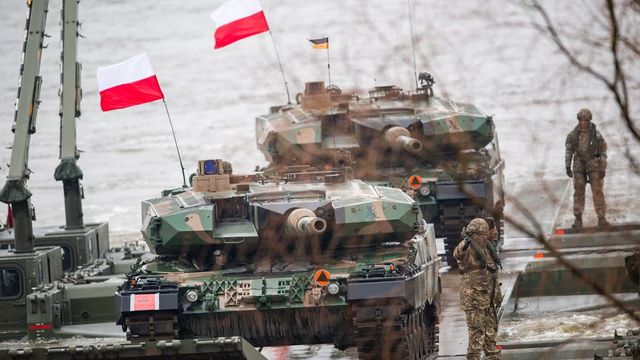 Háború - hatalmas ajánlattal készül Washingtonba a lengyel elnök