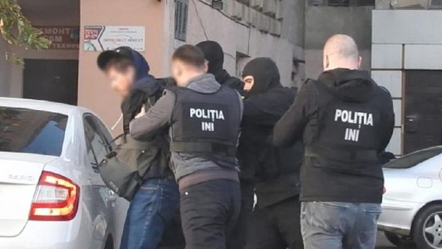 Doi frați din Chișinău riscă închisoare pe viață pentru tentative de omor la comandă