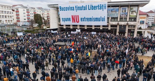 Miting împotriva extremismului organizat de PNL la Suceava