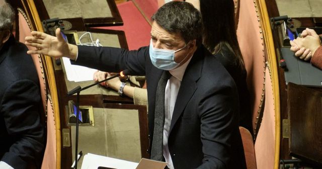 “Andare alla conta in aula è un errore politico e un azzardo numerico”, avverte Renzi