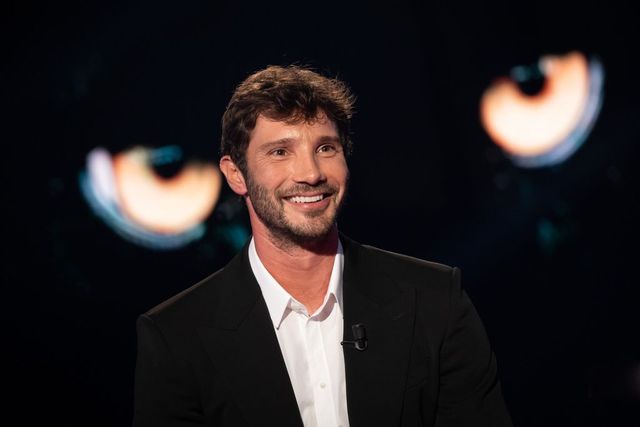 De Martino rompe il silenzio su Belen a Belve: che cosa ha detto