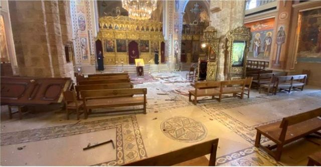 Altarul unei biserici ortodoxe din Beirut a scăpat neatins de explozie
