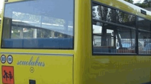 Livorno, scuolabus travolge e uccide un bimbo di 4 anni