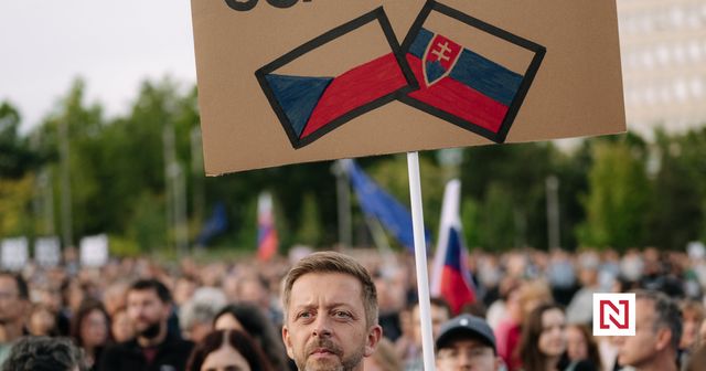 Slovenský velvyslanec si v Černínském paláci stěžoval na ministra Rakušana