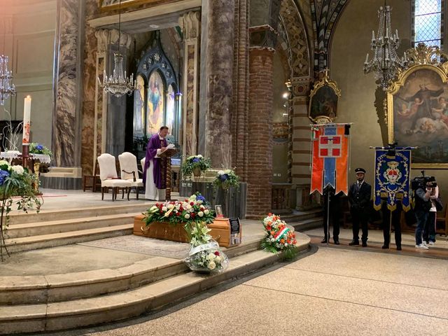 Brandizzo, commozione a Chivasso per i funerali di Giuseppe Aversa