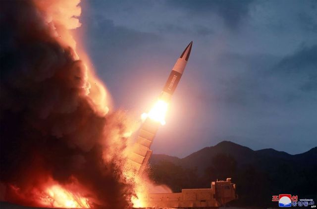 Северная Корея провела ракетные пуски