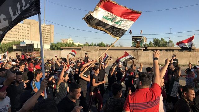 157 kormányellenes tüntetőt öltek halomra az iraki biztonsági erők