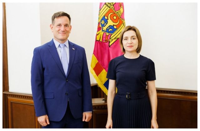 Maia Sandu întărește parteneriatul cu Statele Unite în întâlnirea cu noul însărcinat cu afaceri ad interim, Nick Pietrowicz