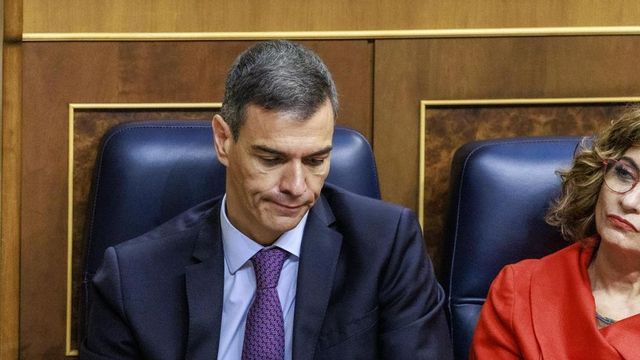 Sánchez anuncia un plan anticorrupción con 15 medidas ante el escándalo de Santos Cerdán