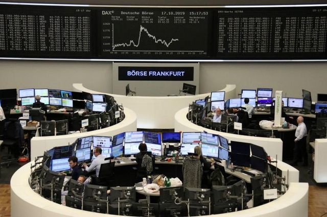 Wall Street hits fresh record on trade, earnings optimism