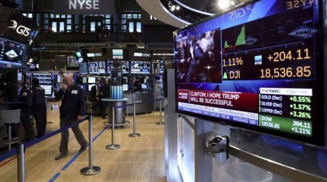 Borsa, Wall Street apre in calo su dati lavoro: Dow Jones -0,5%