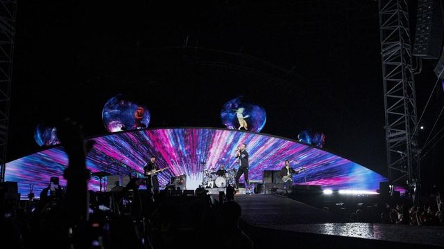 La magia dei Coldplay a San Siro