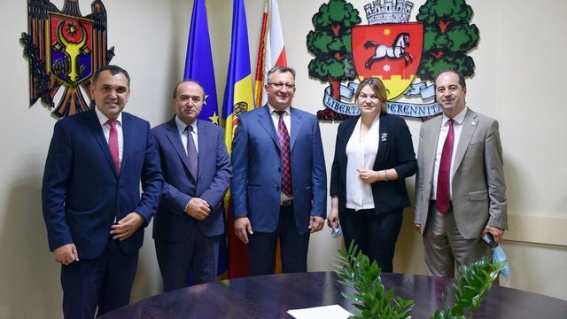 Universitatea „Alexandru Ioan Cuza” din Iași, noi demersuri pentru înființarea unei extensiuni la Orhei