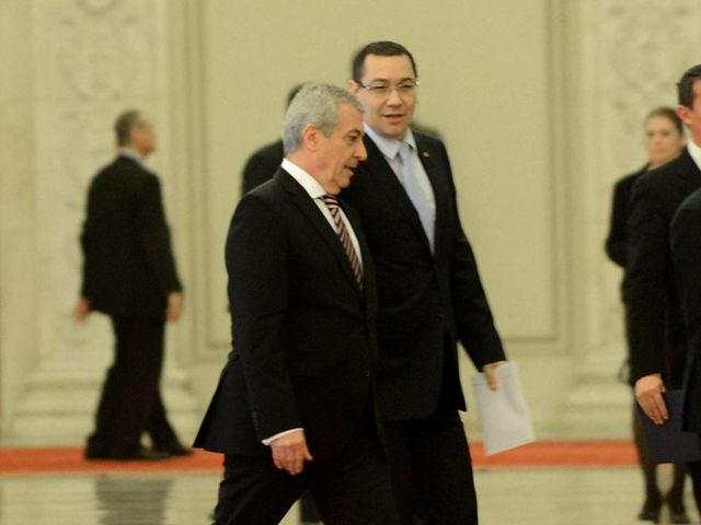 Calin Popescu Tăriceanu și Victor Ponta au anunțat o fuziune intre ALDE și Pro România