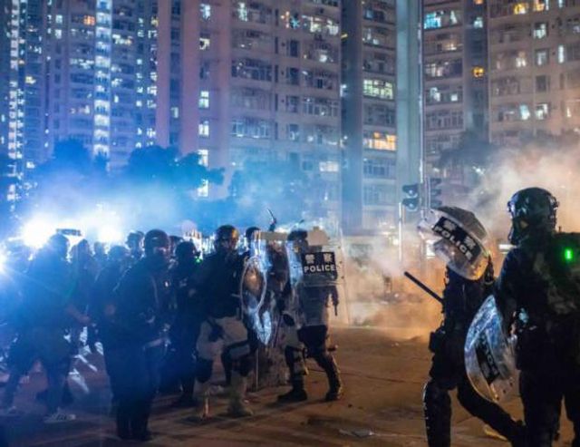Ситуацията на летището в Хонконг се нормализира