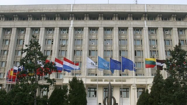Dăncilă, decizie în cazul secretarilor de stat de la MApN, Nasta și Frunzulică