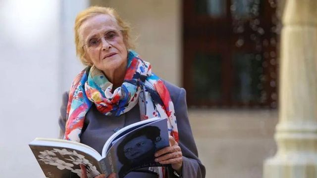 La poesía vital y serena de María Victoria Atencia merece el Nacional de las Letras