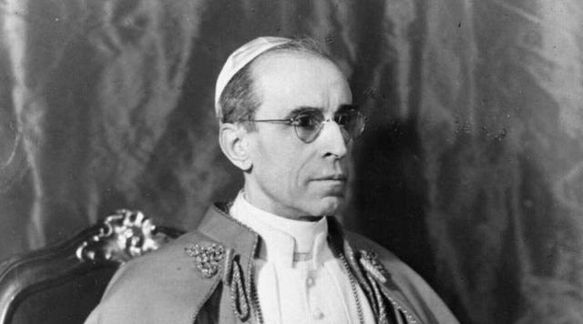Pio XII sapeva dei lager, spunta lettera dagli Archivi