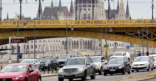 Ideiglenes forgalomkorlátozás lesz szombaton Budapest több kerületében