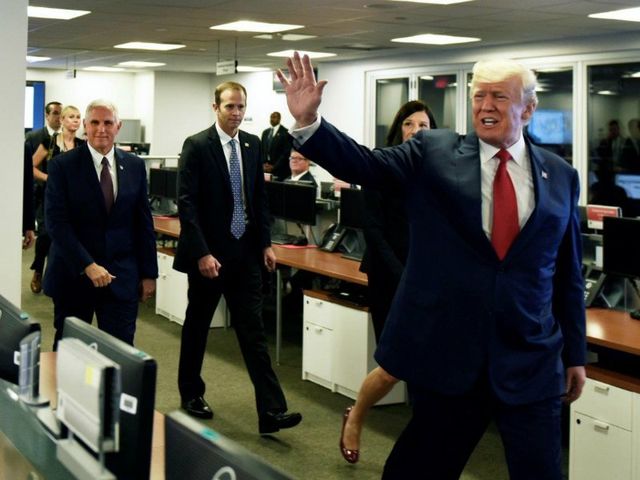 Трамп пообещал добить террористов в ближайшие часы