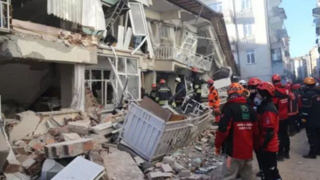 Cutremur cu magnitudinea 5,7 la granița între Turcia și Iran: 7 morți și 25 de răniți