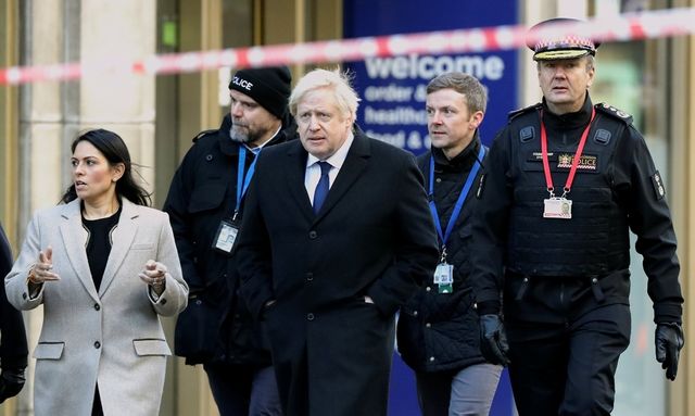 Boris Johnson solicită o pedeapsă minimă de 14 ani pentru terorism
