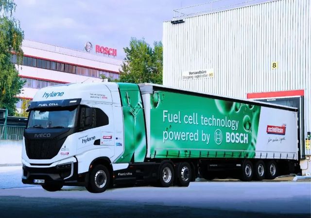 Así es el primer camión de pila de combustible que ya circula por Europa
