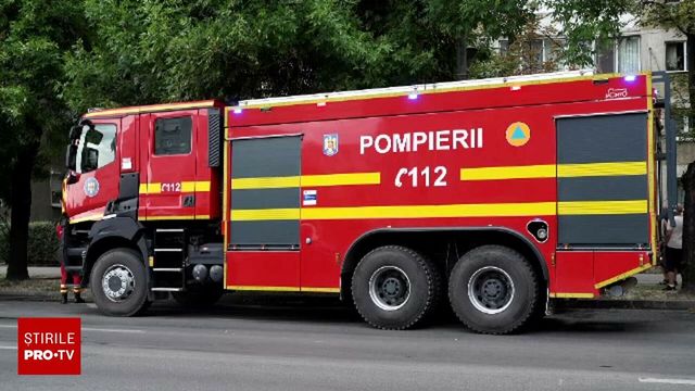 Cod roșu de intervenție la Constanța, coliziunea gravă între un microbuz și o mașină