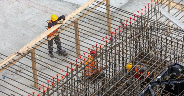 Istat, il Pil frena, nel secondo trimestre -0,1%