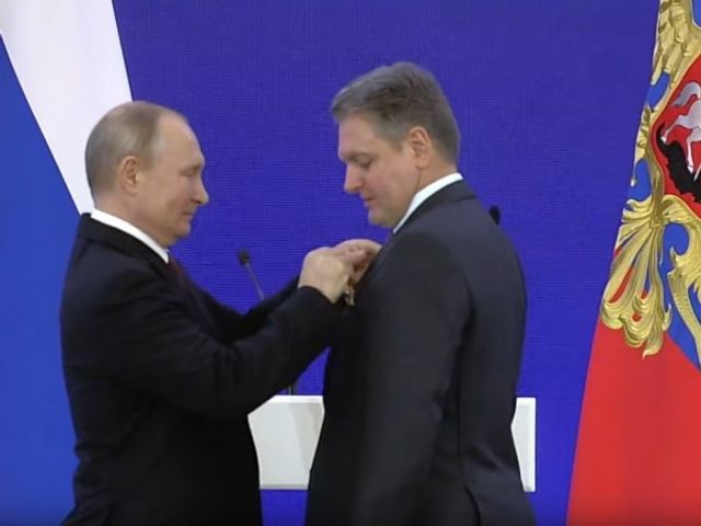 Путин награди Николай Малинов