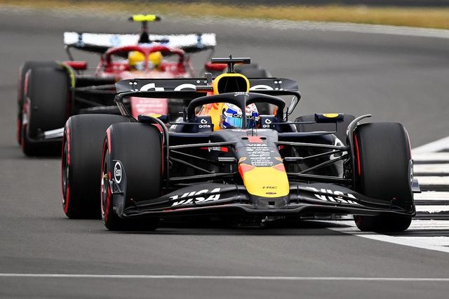 Max Verstappen, pole position la Silverstone